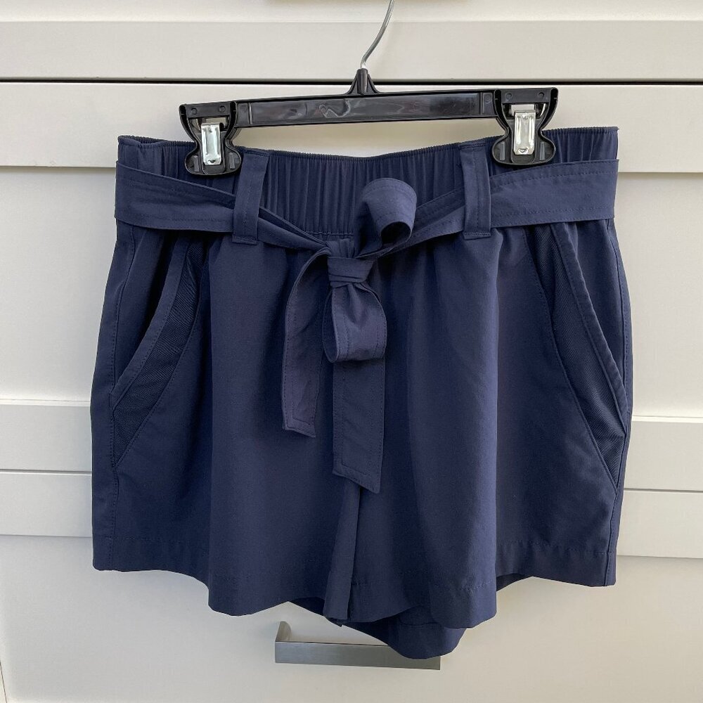 Eddie Bauer Casual Lightweight Poly Blend 3.75" Belted Shorts Navy Sz XS NWOT